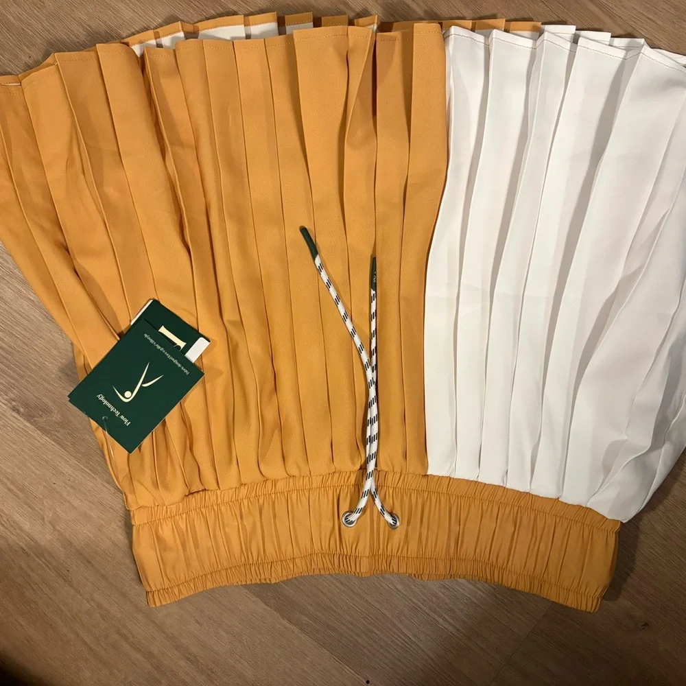 Pineapple Women's Pleated Skirt Set - Mustard and White - Picture 3 of 3